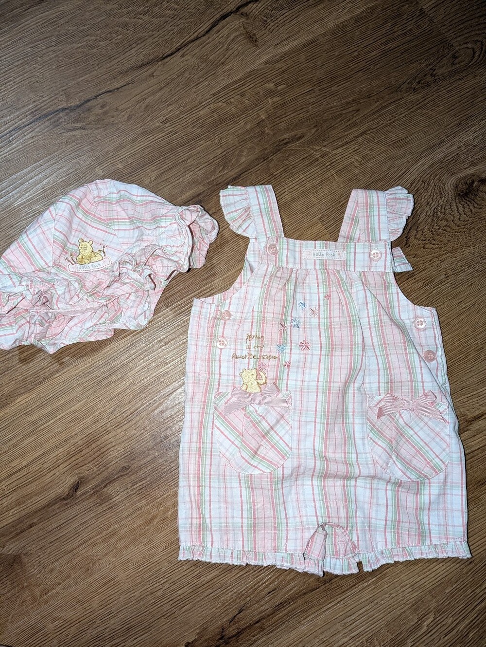 Classic Pooh Y2K Baby Outfit & Hat 0-3 Months